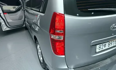 Hyundai Starex