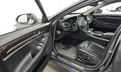 Genesis EQ900