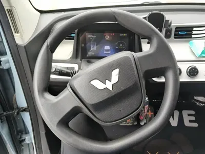 Wuling MINIEV