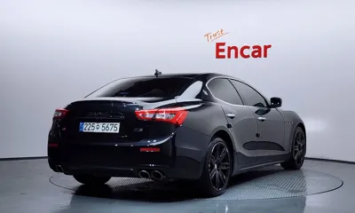 Maserati Ghibli