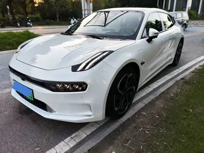 Zeekr 001