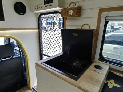 大通 V80 RV