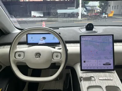 Nio ET7