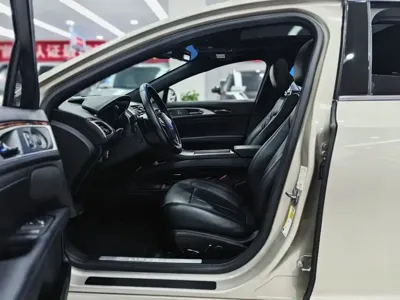 Lincoln MKZ