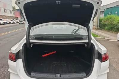 BYD Qin L