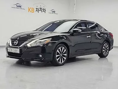 Nissan Altima