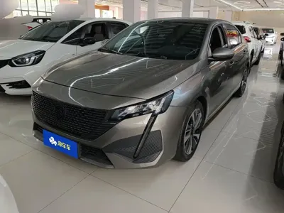 Peugeot 408