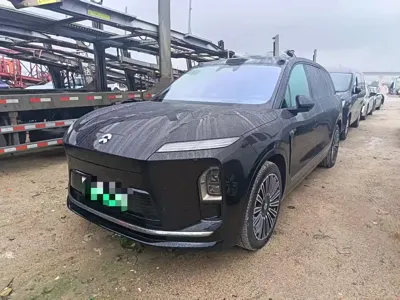 Nio ES8