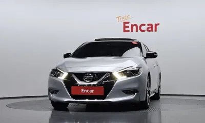 Nissan Maxima