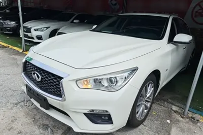 Infiniti Q50L