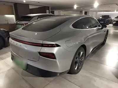 Xpeng P7