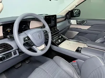 Lincoln Navigator