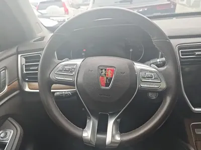 Roewe RX8