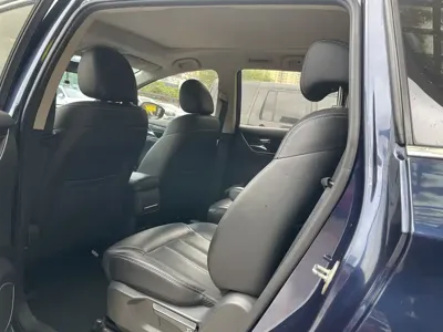 BYD MAX