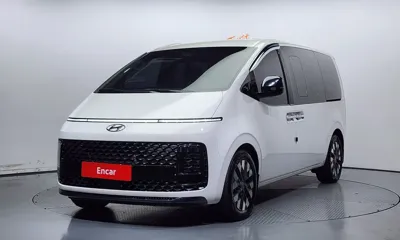 Hyundai Staria