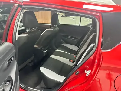 Toyota Yaris L