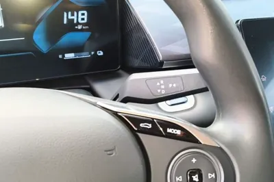 Dongfeng Aeolus SKY EV01