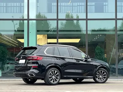 BMW X5 (Import)