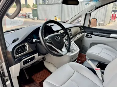 JAC Refine M5