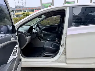 Hyundai Verna