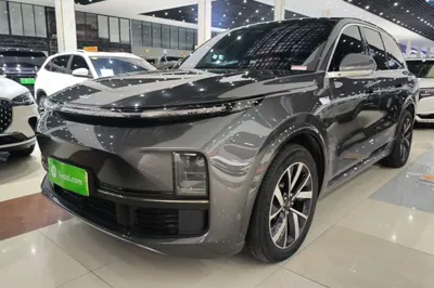 Li Auto L8