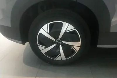 BYD Sealion 05 EV