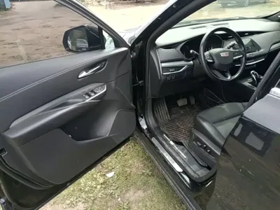 Cadillac XT4