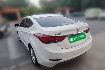 Hyundai Elantra (5th Generation
