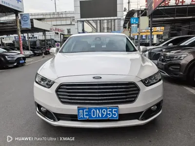 Ford Taurus