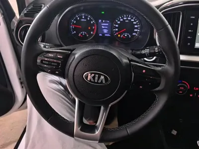 Kia KX1