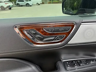 Lincoln Continental