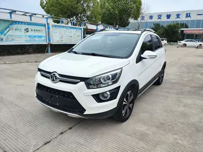 BAIC Senova X25