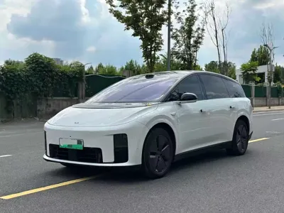 Li Auto Li i8