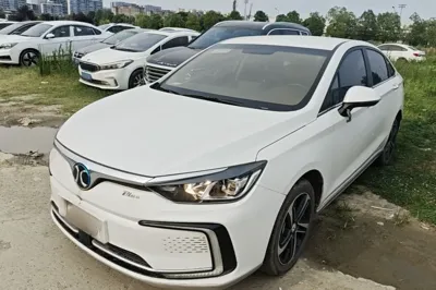 BAIC Beijing EU5