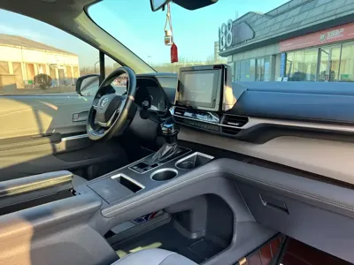 Toyota Granvia