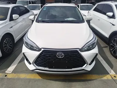 Toyota Yaris L