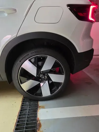 Volvo C40