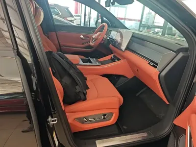 BYD 唐L