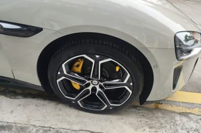 Xiaomi Auto SU7