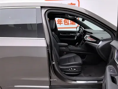 Cadillac XT6