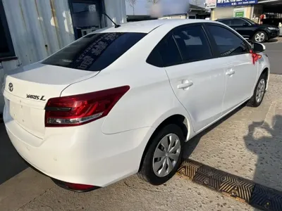 Toyota Yaris L