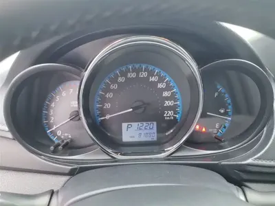 Toyota Yaris L