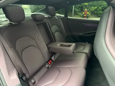 Xiaomi SU7