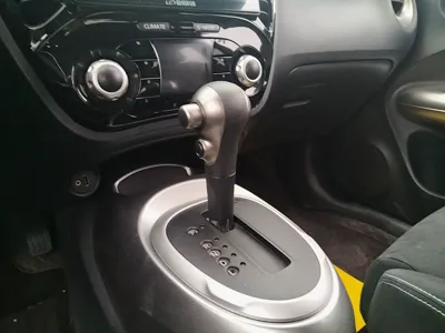 Infiniti ESQ