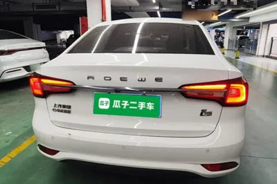 Roewe i5