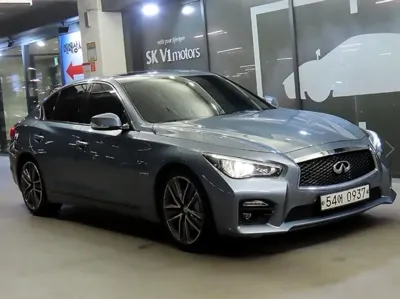 Infiniti Q50