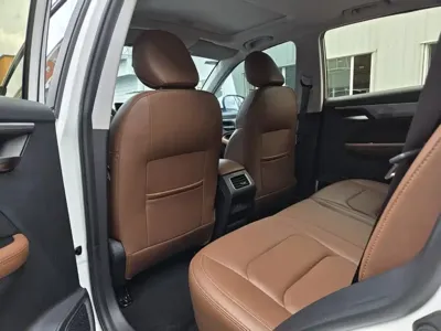Geely Vision X6