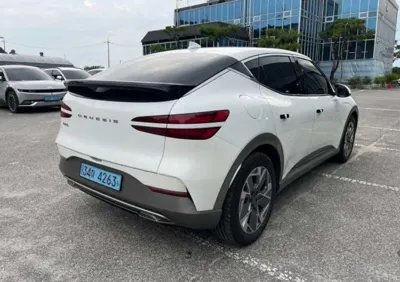 Genesis GV60