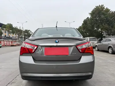 Venucia D50
