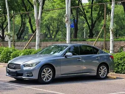 Infiniti Q50L